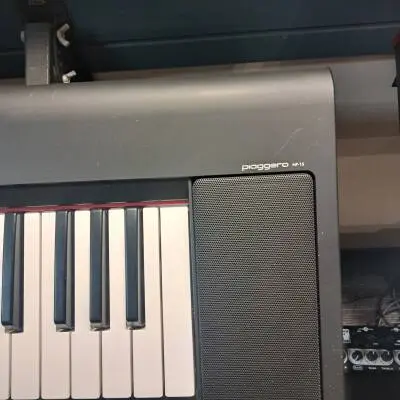 Yamaha - NP15 B 2